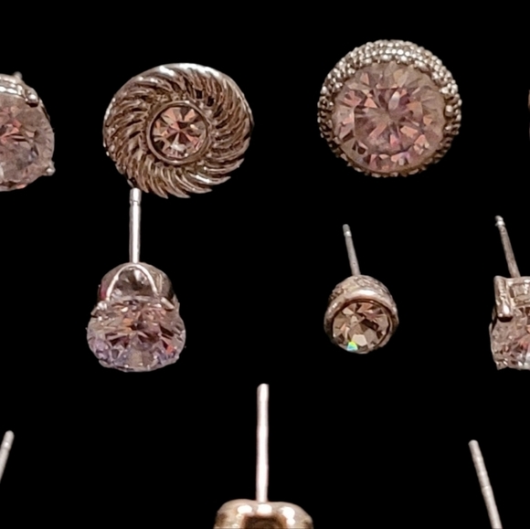 CZ -‎ Single Earrings Set of 14 - Picture 3 of 4